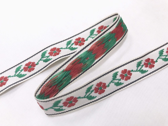 インド製リボンテープ 連結フラワー刺繍(レッド) 幅1.5cm （長さ1.5m単位） 3枚目の画像