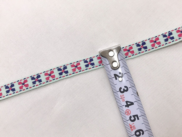 インド製リボンテープ 四つ葉柄刺繍(ライトミントグリーン) 幅1.0cm （長さ1.5m単位） 2枚目の画像