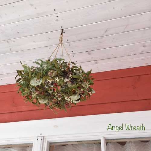 森のUFO？ゆらゆらが楽しい＊ヤドリギの森のフライングリース＊縁起が