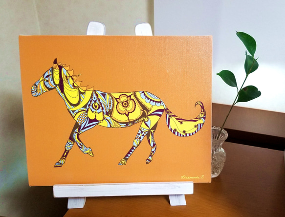 模様動物 馬(イエロー) プリントキャンバス 絵画 鈴木りさむーん