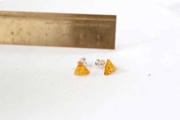 SILVER925 triangle amber pierce[kgf3561] 5枚目の画像