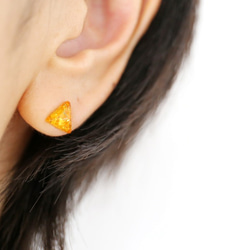 SILVER925 triangle amber pierce[kgf3561] 6枚目の画像