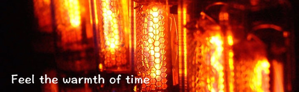 圓時 真空管時鐘 - 焠鍊黑 [Makenology 製學] Loft 工業風 Nixie Tube Clock 第2張的照片