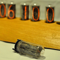 歲時 Jova 真空管時鐘 IN18 - 胡桃木 [Makenology 製學] Loft 工業風 Nixie Tube 第5張的照片