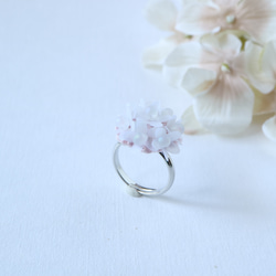 シルクレースとスパンコールの指輪（紫桜） 1枚目の画像