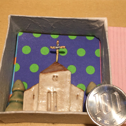 小さな家シリーズ②】森の中の教会 陶器 ミニチュア 教会 クリスマス