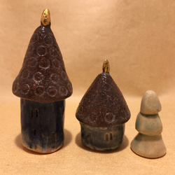 【小さな家シリーズ③】森の中の不思議な家　陶器　ミニチュア　クリスマス　森 3枚目の画像