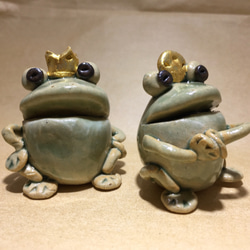 残り1点：ミニタイプ】カエルの王様＆お姫様ミニタイプ 陶器 蛙