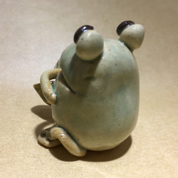【ミニタイプ登場！】サックスを吹くカエルさん　陶器　蛙　かえる　カエル　 4枚目の画像