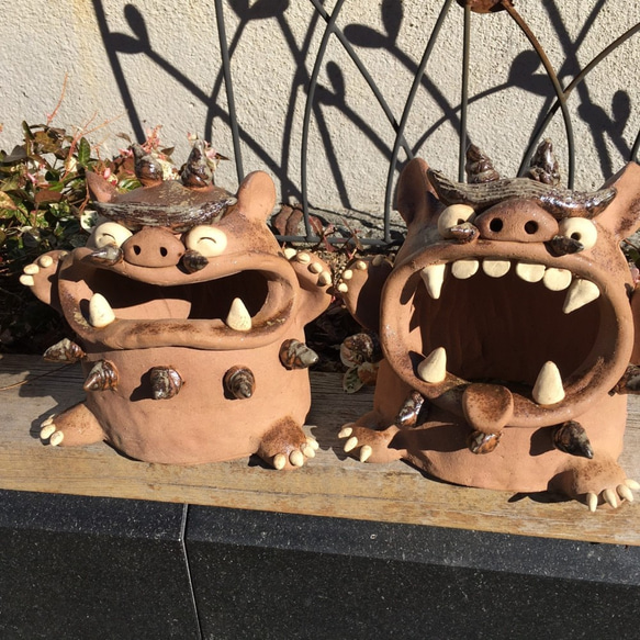 【受注制作】特大シーサーの置き物（ペア）　陶器　笑う門には福来る！　置物　玄関 