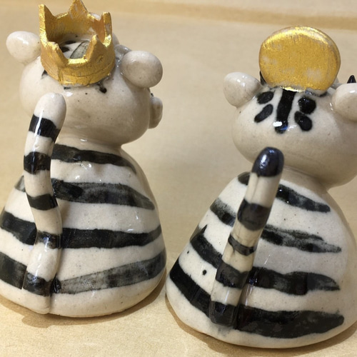 骨董品 陶器 虎 トラ 寅 タイガー 置物 磁器 干支 縁起物 工芸 白陶器 骨董品 陶器 虎 トラ 寅 タイガー 置物 磁器 干支 縁起物 工芸