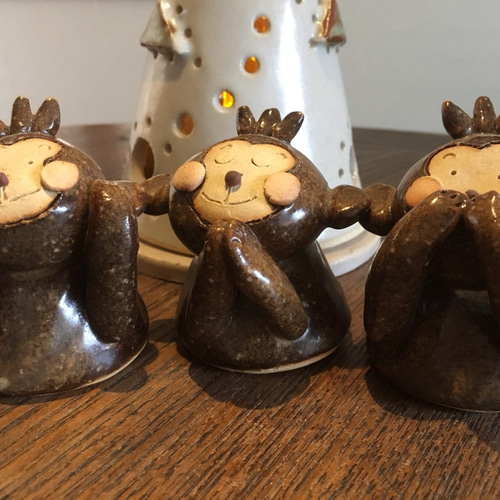 見ざる聞かざる言わざる 陶器 置物 サル 猿 申 縁起物 その他置物