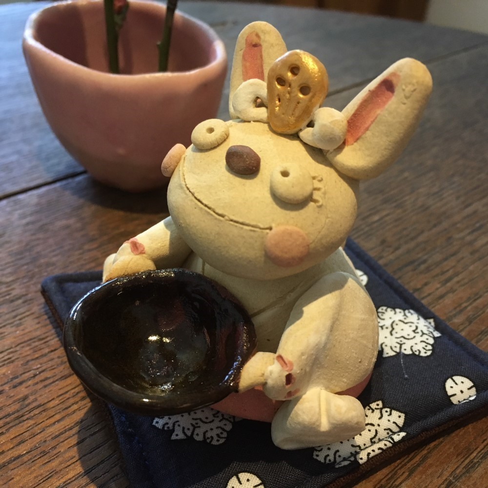 ウサギと葉っぱのお皿 <陶器・作家・ボウル・アクセサリートレイ・食器>