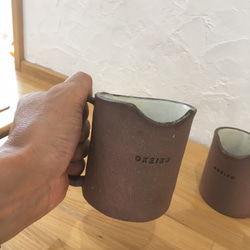 受注制作【ユニバーサルデザイン】どこでもカフェタイム♪　マグカップ　こぼれにくい　持ちやすい 1枚目の画像