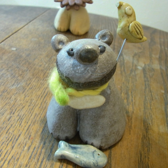 クマの置き物　陶器　 1枚目の画像