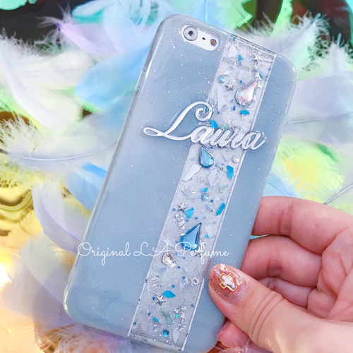 イニシャル入れ♡シェルフレーク✨キラキラ金箔入り♡オリジナル✨iPhoneケース 名入れ 天然シェル♡キラキラ✨貝殻 グリッター 装飾ライン イニシャル