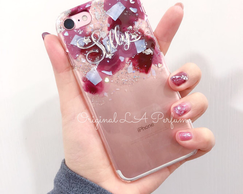 イニシャル入れ♡キラキラ天然シェル✨ラメ✨ハートチャームグリーン♡iPhone イニシャル入れ♡キラキラ天然シェル✨ラメ✨ハートチャーム