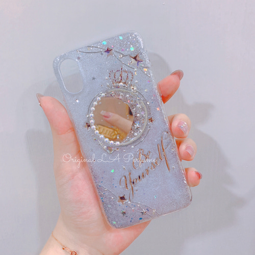 名入れ♡ミラー✨キラキラ クラウンティアラパール♡ イニシャル iPhone 紫 名入れ♡ミラー✨キラキラ クラウンティアラパール♡ イニシャル