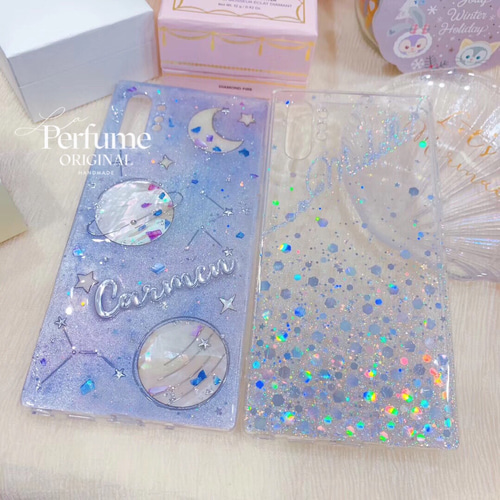 名入れ♡天然シェル✨グリッター ブルー カラフル イニシャル iPhoneケース 名入れ 惑星 月✨星⭐️天然シェル♡ラメ✨ブルー 青 イニシャル