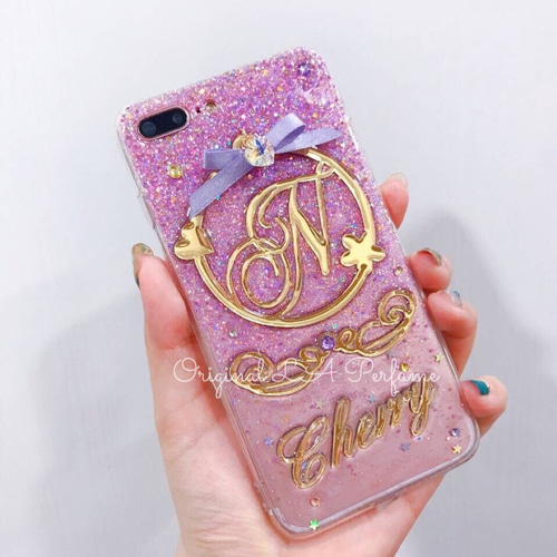 名前入れ♡3Dハート✨キラキラ✨リボンチャーム付き⭐︎クラウン⭐︎金箔♡iPhone イニシャル＆名入れ♡リボンハートチャーム付き⭐︎キラキラ