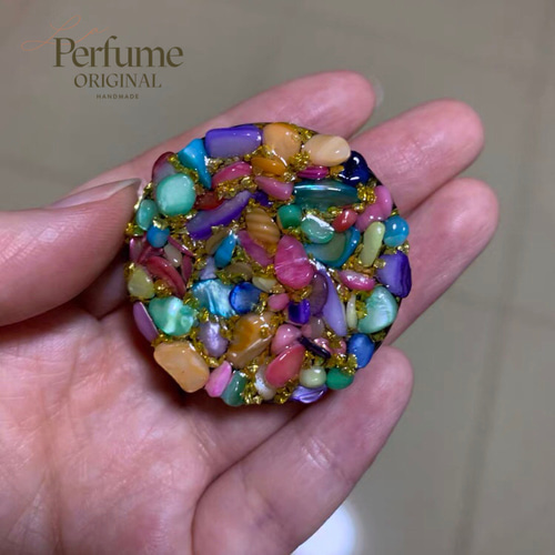 Lupo@ハンドメイド素材✨宝石✨天然石  天然水晶砕石✨ポップソケット キラキラ オリジナル ポップソケット