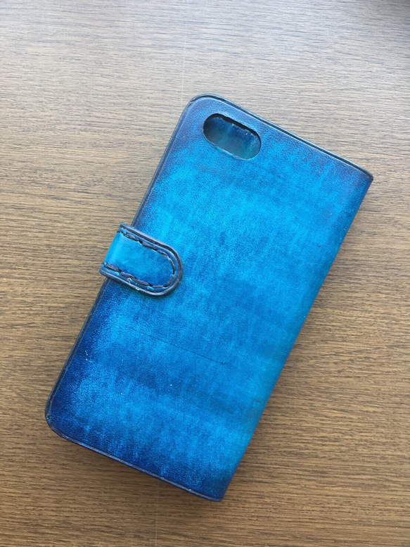 【オーダー制作】さまざまな色合いぼかし手染めレザーiPhoneケース 4枚目の画像