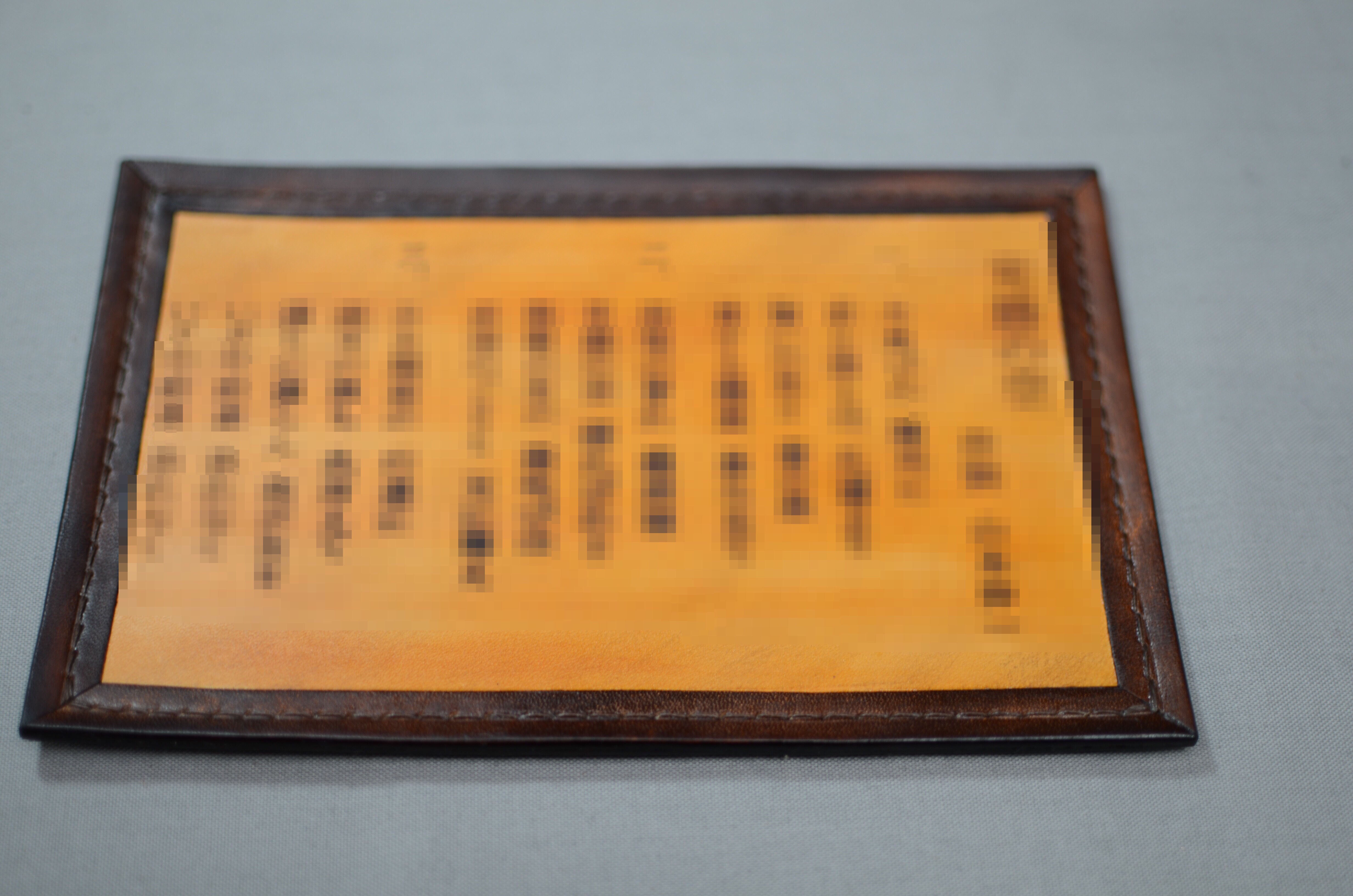 レザー記念プレート（ぼかし染色）【オーダー制作】