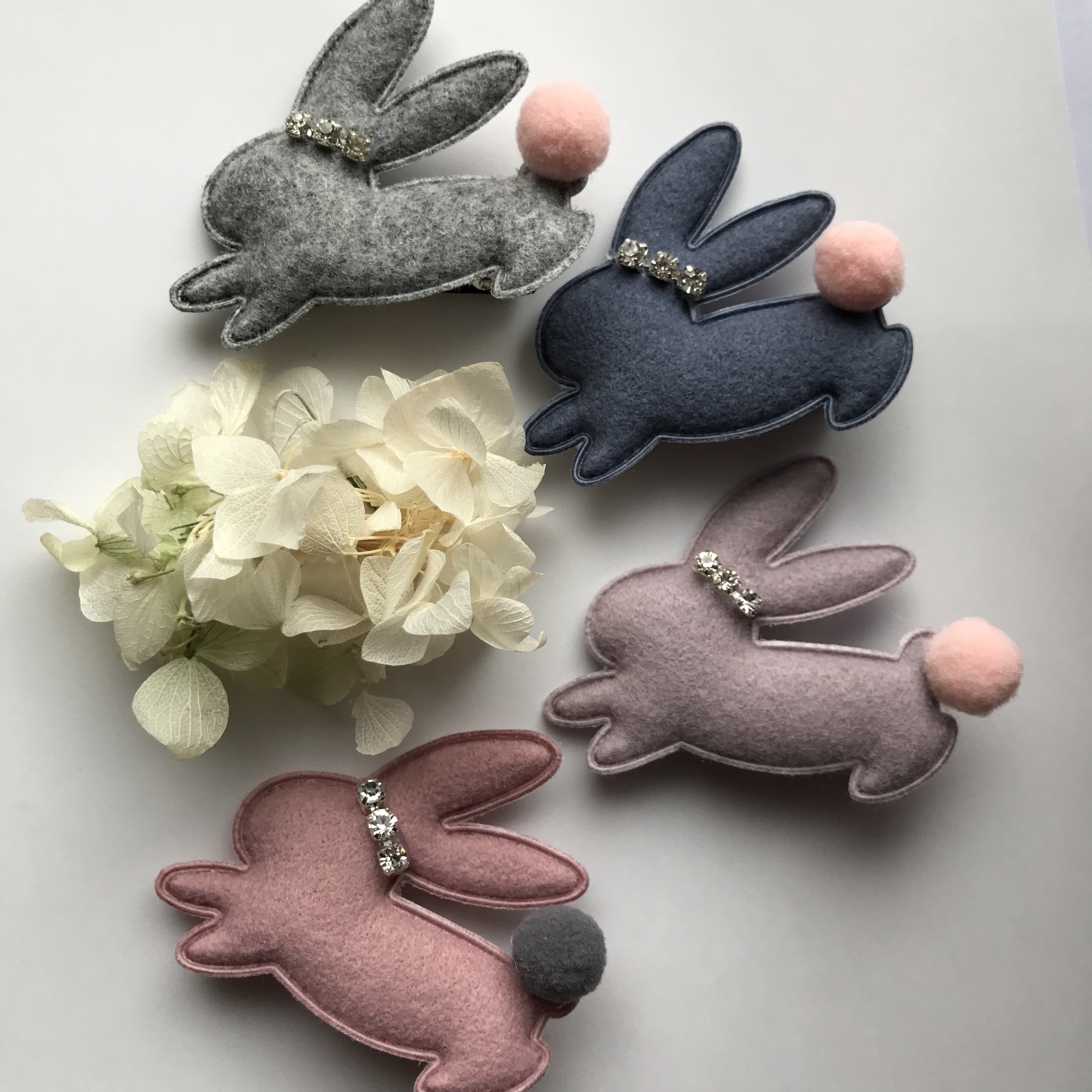 1番のみです！送料込み♡1つ！ポンポンしっぽのうさぎのベビー