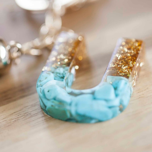 ☆UVレジン☆イニシャルキーホルダー【U】 / アルファベット