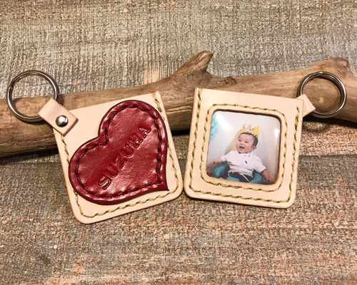 レザーハートフォトフレームキーホルダー フォトフレーム・写真立て