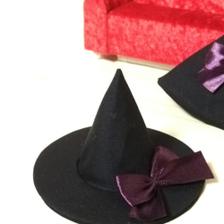 オビツ11サイズ　魔女の帽子、マント、ほうきセット　紫 2枚目の画像