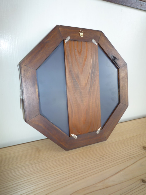 クスノキの八角鏡（ブラウン・32㎝） 2枚目の画像