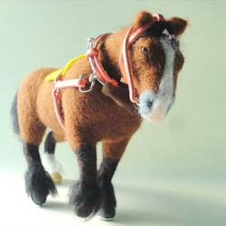 羊毛フェルト】鹿毛の馬のマグネット マグネット 手作り工房ゆめ厩舎