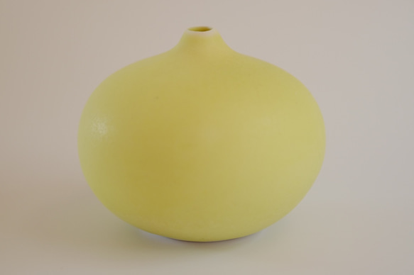 drop#3 萊姆色水滴造型花器（瓷器・單花花瓶） 第2張的照片