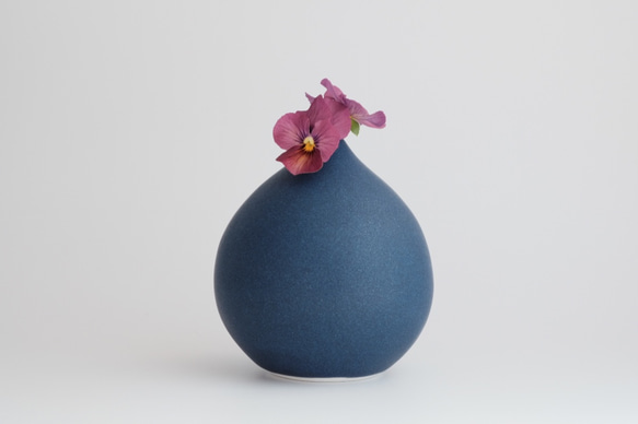 drop#4 lapis (porcelain bud vase) 第1張的照片
