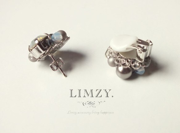 【LIMZY.】モノトーンビジューイヤリング　グレー 2枚目の画像