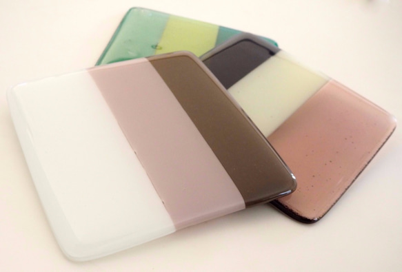 送料無料☆フルオーダーメイドガラス表札　Tricoloreシリーズ 2枚目の画像