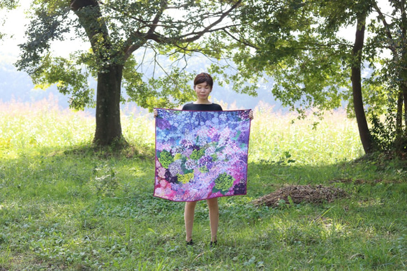 シルクスカーフ【水の器-紫陽花浮かべて】レッドsilkscarf 3枚目の画像