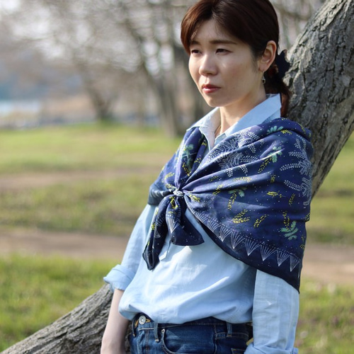 シルクスカーフ【ミモザの星降る夜に】パープル silkscarf 手巻き縫製