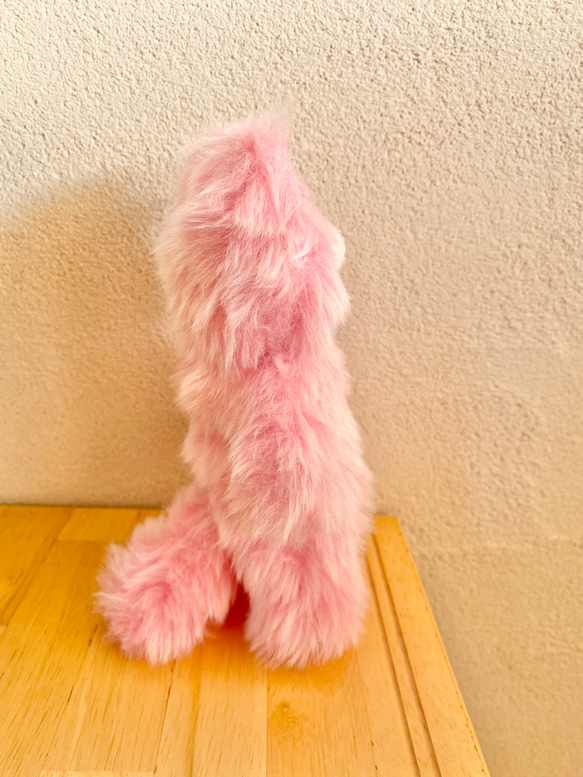濃いピンクふわ猫さん 2枚目の画像