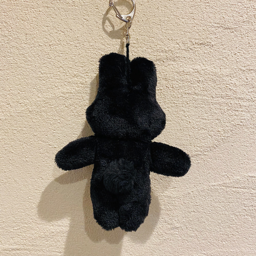 黒うさぎさんキーホルダー ぬいぐるみ Mino 通販 8901558｜Creema