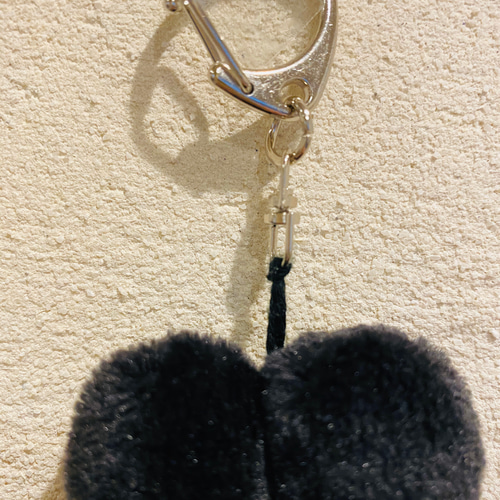 黒うさぎさんキーホルダー ぬいぐるみ Mino 通販 8901558｜Creema