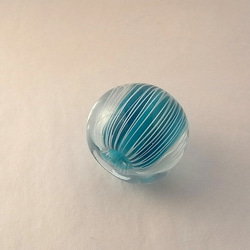 ひだ紋球・ターコイズ・ガラス製・とんぼ玉 2枚目の画像