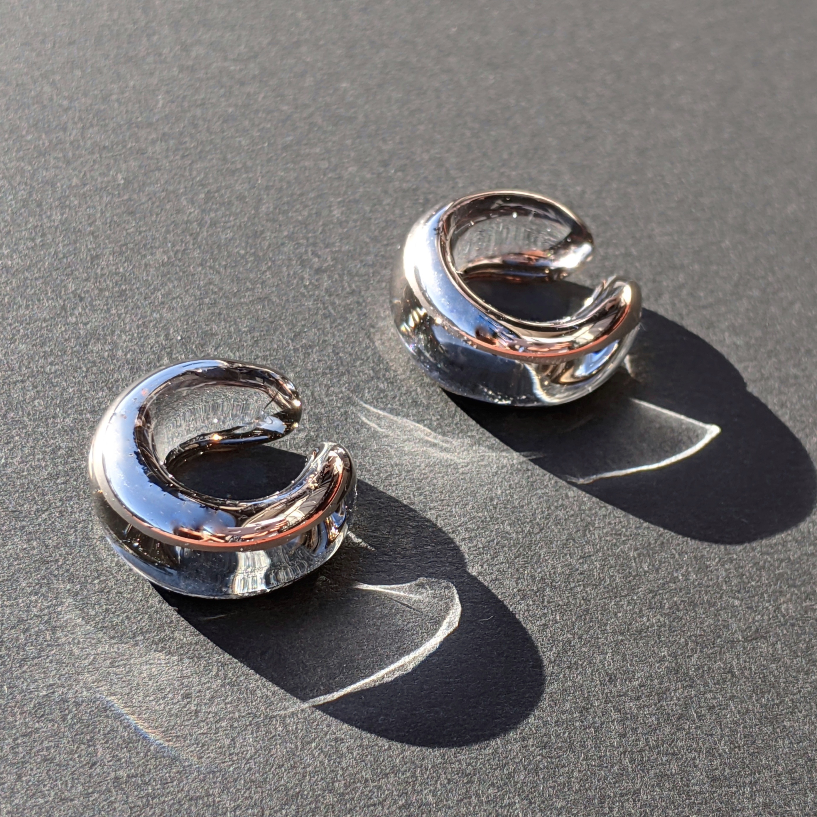 ガラスイヤーカフ "プレーン" -frame platinum-