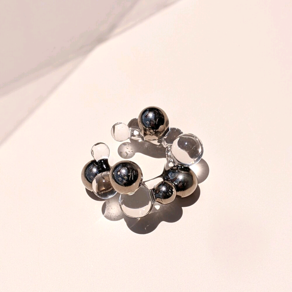 ガラスイヤーカフ "Polkadot"  -Platinum-