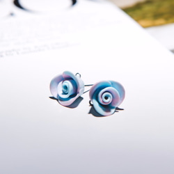 石英粉寧靜藍 玫瑰花渲染耳環 全手工耳環/耳夾 第1張的照片