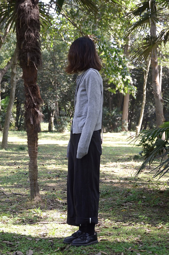 微闊腿卷邊褲|褲子|日本斜紋棉麻混紡|獨立品牌|Sora-58 第8張的照片