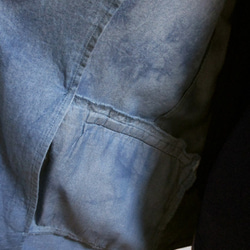 デニムジャケット（ムラ絞り染・青色濃淡） 6枚目の画像