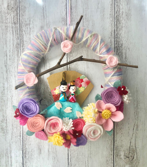 受注制作•完全手作り】フェルトの華やかお雛様リース 中 リース