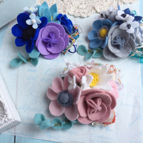 お花のデザインにフリルがゴージャスなピンクのショール お花のデザインにフリルがゴージャスなピンクのショール